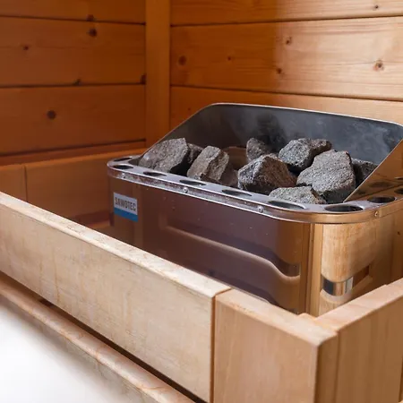Ruebezahl Am Mueggelsee, Haus 21 Efeu Mit Eigener Sauna, Idealer Ort Fuer Natur- Und Erholungssuchende, Fuer Radfahrer, Familien Mit Kindern Und Hundeliebhaber * Berlin