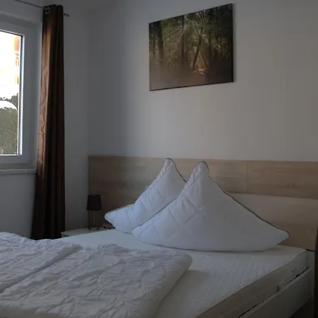 Ruebezahl Haus 21 Efeu *